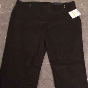 Stunning jacquard pattern stretch ankle pants